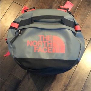 The North Face - Small Base Camp Bag
